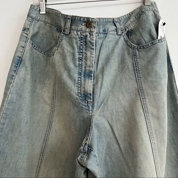 DKNY Light Wash High Rise Front Seam Split Hem Straight Leg Denim Size 14W NWT - Picture 3 of 10